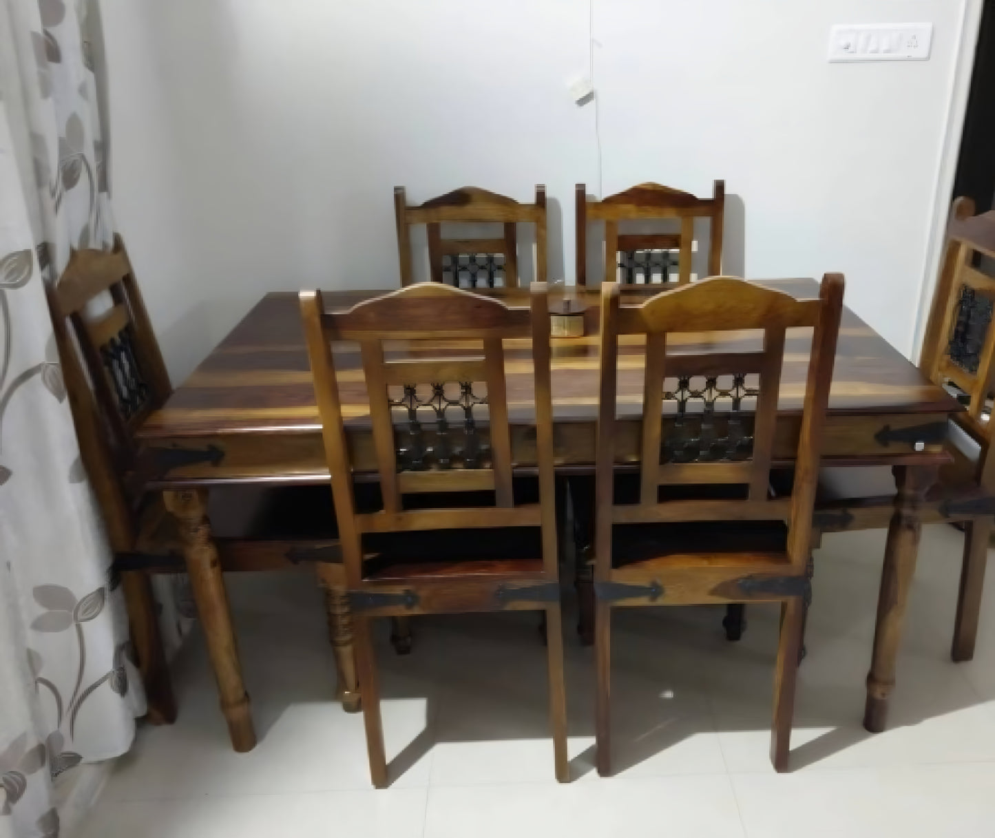 Classic Handcrafted Sheesham Wood Dining Table Set (6 Seater)